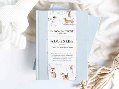 A Dog’S Life: Dog Memory Book