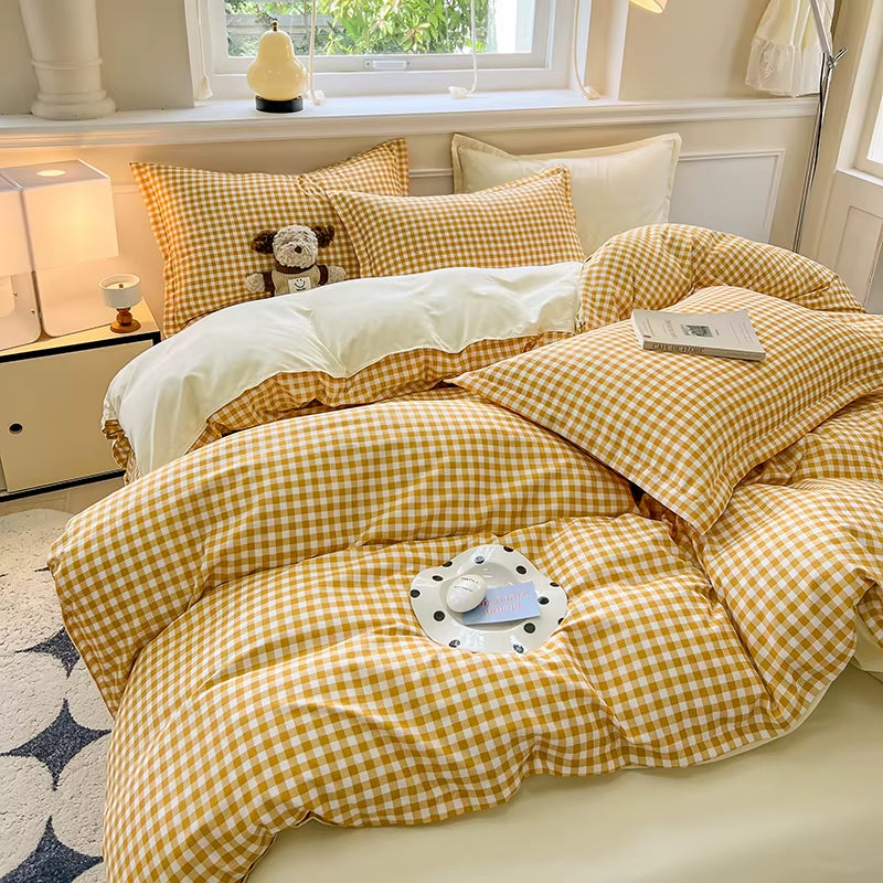 3Pcs Simple, Soft and Skin-Friendly Duvet Cover 3-Piece Set (1 Duvet Cover +2 Pillowcases) (Without Core) Modern and Breathable